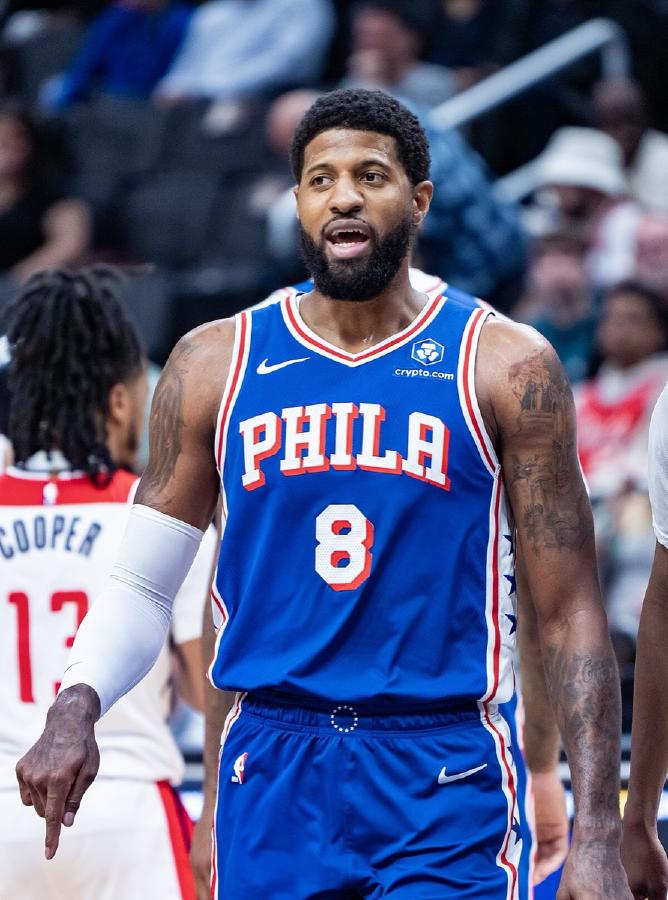 保罗乔治28分轰快牛:76人冲6号种子,他的膝盖还行吗?